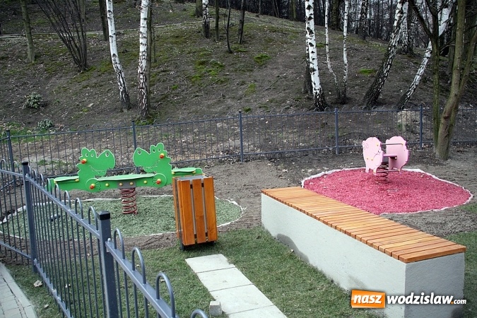 Zdjęcie w galerii na portalu naszwodzislaw.com: Wystartował nowy sezon uzdrowiskowy przy radlińskiej tężni wiadomości z regionu