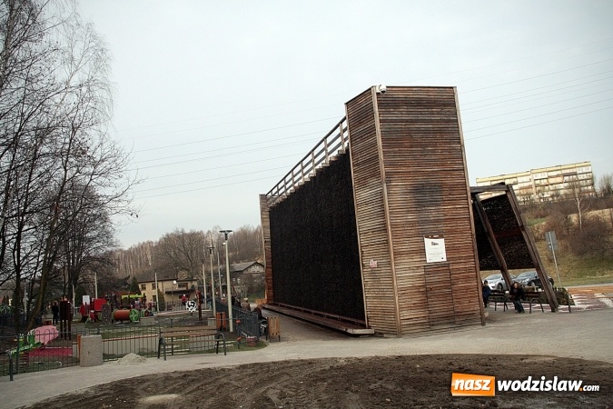 Zdjęcie w galerii na portalu naszwodzislaw.com: Wystartował nowy sezon uzdrowiskowy przy radlińskiej tężni wiadomości z regionu