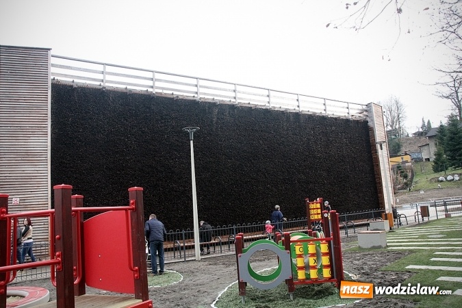 Zdjęcie w galerii na portalu naszwodzislaw.com: Wystartował nowy sezon uzdrowiskowy przy radlińskiej tężni wiadomości z regionu