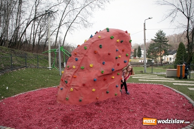 Zdjęcie w galerii na portalu naszwodzislaw.com: Wystartował nowy sezon uzdrowiskowy przy radlińskiej tężni wiadomości z regionu