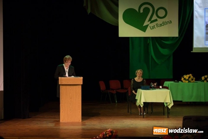 Zdjęcie w galerii na portalu naszwodzislaw.com: Radlin świętuje 20-lecie samorządności. Uroczysta sesja z okazji jubileuszu wiadomości z regionu