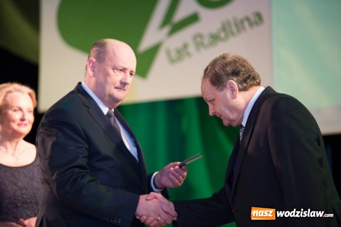 Zdjęcie w galerii na portalu naszwodzislaw.com: Radlin świętuje 20-lecie samorządności. Uroczysta sesja z okazji jubileuszu wiadomości z regionu