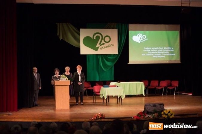 Zdjęcie w galerii na portalu naszwodzislaw.com: Radlin świętuje 20-lecie samorządności. Uroczysta sesja z okazji jubileuszu wiadomości z regionu