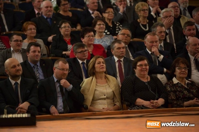 Zdjęcie w galerii na portalu naszwodzislaw.com: Radlin świętuje 20-lecie samorządności. Uroczysta sesja z okazji jubileuszu wiadomości z regionu