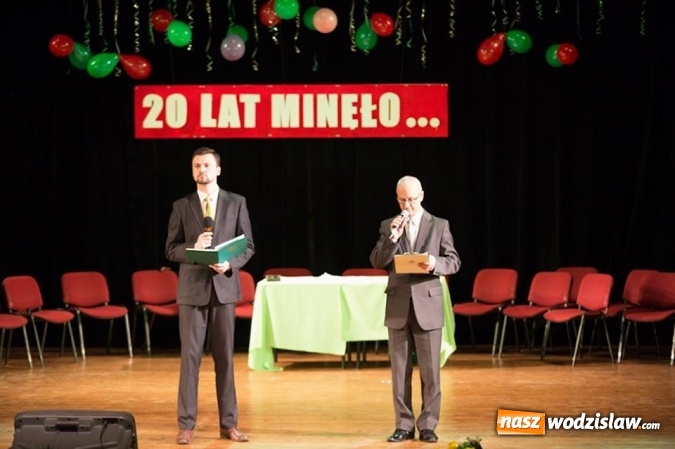 Zdjęcie w galerii na portalu naszwodzislaw.com: Radlin świętuje 20-lecie samorządności. Uroczysta sesja z okazji jubileuszu wiadomości z regionu