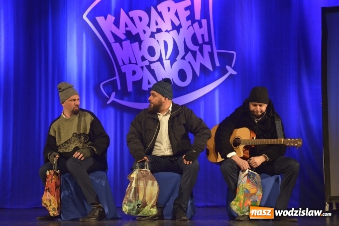 Zdjęcie w galerii na portalu naszwodzislaw.com: Kabaret Młodych Panów bawił w WCK wiadomości z regionu