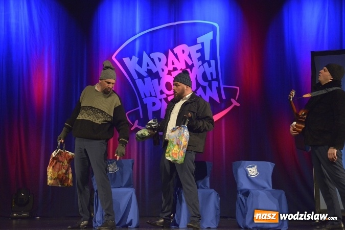 Zdjęcie w galerii na portalu naszwodzislaw.com: Kabaret Młodych Panów bawił w WCK wiadomości z regionu