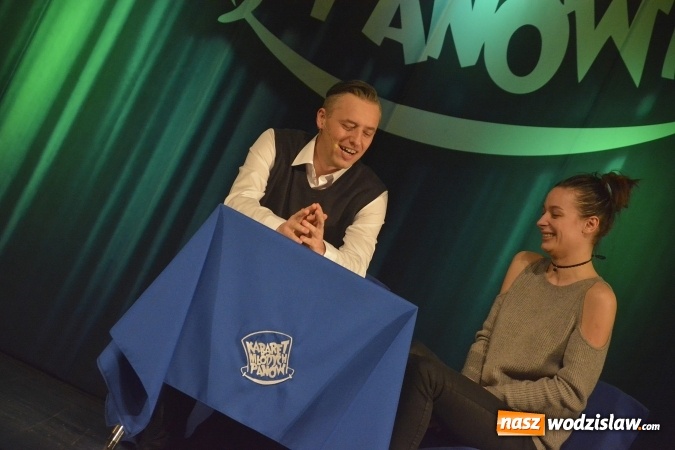 Zdjęcie w galerii na portalu naszwodzislaw.com: Kabaret Młodych Panów bawił w WCK wiadomości z regionu