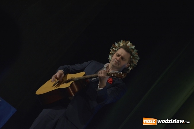 Zdjęcie w galerii na portalu naszwodzislaw.com: Kabaret Młodych Panów bawił w WCK wiadomości z regionu