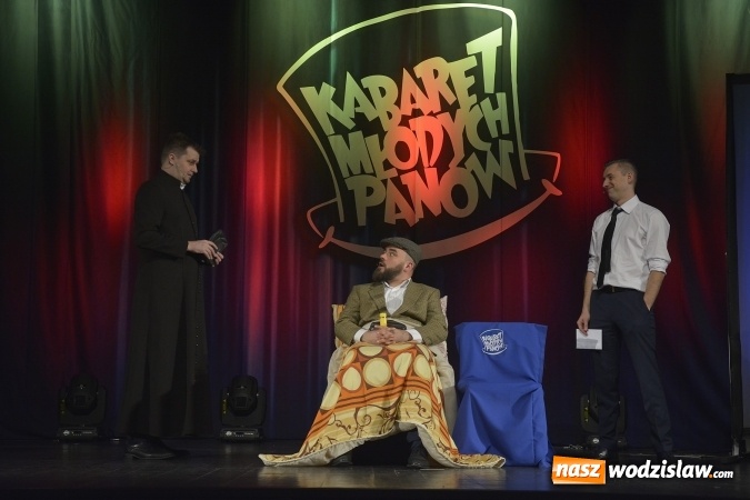 Zdjęcie w galerii na portalu naszwodzislaw.com: Kabaret Młodych Panów bawił w WCK wiadomości z regionu