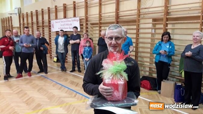 Zdjęcie w galerii na portalu naszwodzislaw.com: Sukces zawodników Relaksu w XXV Wojewódzkim Turnieju Tenisa Stołowego Pracowników Oświaty wiadomości z regionu