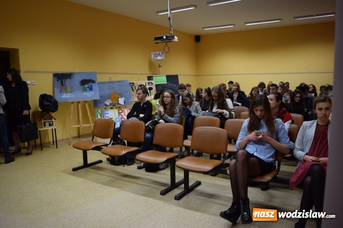 Zdjęcie w galerii na portalu naszwodzislaw.com: Uczniowie z powiatu raciborskiego i wodzisławskiego rywalizowali w kolejnej edycji Turnieju Mądrych Głów wiadomości z regionu