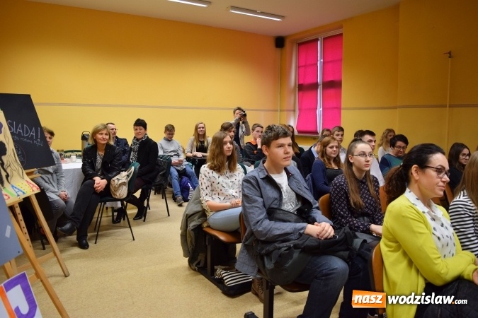 Zdjęcie w galerii na portalu naszwodzislaw.com: Uczniowie z powiatu raciborskiego i wodzisławskiego rywalizowali w kolejnej edycji Turnieju Mądrych Głów wiadomości z regionu