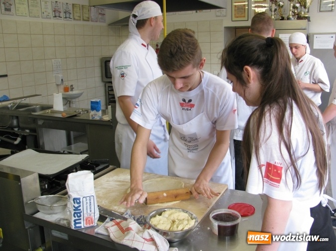 Zdjęcie w galerii na portalu naszwodzislaw.com: Warsztaty z nowoczesnej kuchni śląskiej w Ekonomiku  wiadomości z regionu