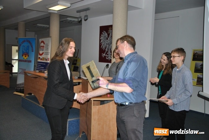 Zdjęcie w galerii na portalu naszwodzislaw.com: Konkurs wiedzy o Irlandii na Dzień Świętego Patryka wiadomości z regionu