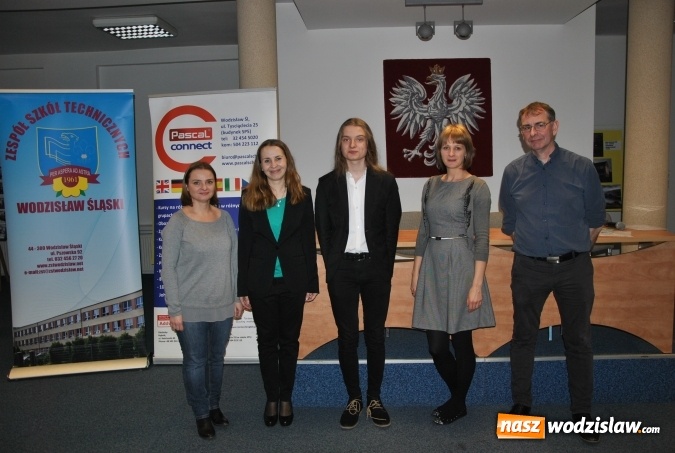 Zdjęcie w galerii na portalu naszwodzislaw.com: Konkurs wiedzy o Irlandii na Dzień Świętego Patryka wiadomości z regionu