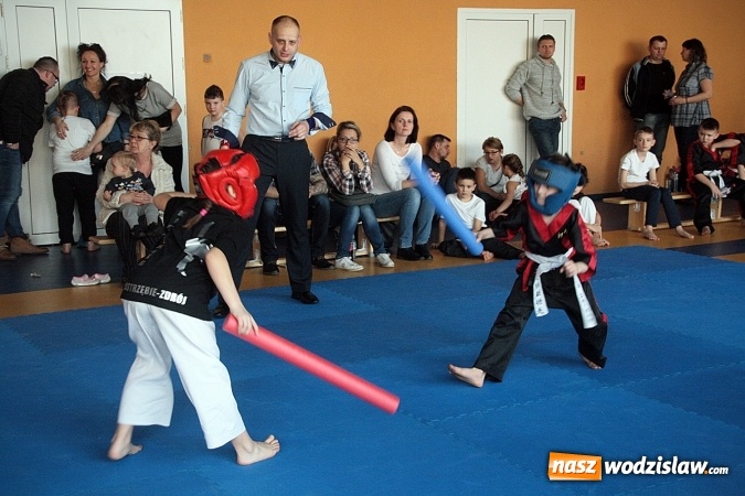 Zdjęcie w galerii na portalu naszwodzislaw.com: Radlin: niesamowite widowisko wschodnich sztuk walki  wiadomości z regionu