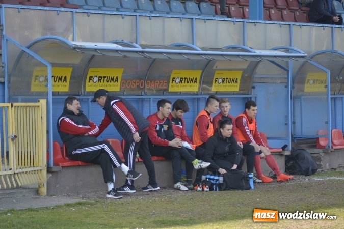 Zdjęcie w galerii na portalu naszwodzislaw.com: Podział punktów w derbowym meczu przy Bogumińskiej wiadomości z regionu