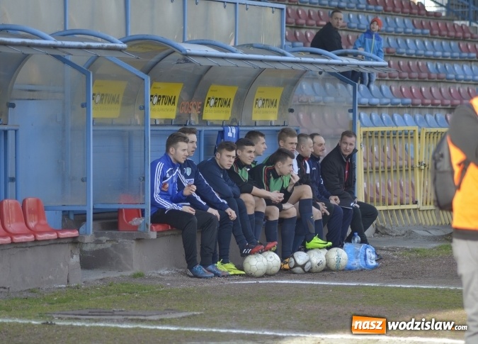 Zdjęcie w galerii na portalu naszwodzislaw.com: Podział punktów w derbowym meczu przy Bogumińskiej wiadomości z regionu