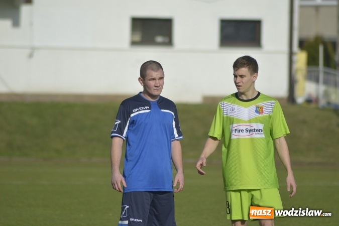 Zdjęcie w galerii na portalu naszwodzislaw.com: Podział punktów w derbowym meczu przy Bogumińskiej wiadomości z regionu