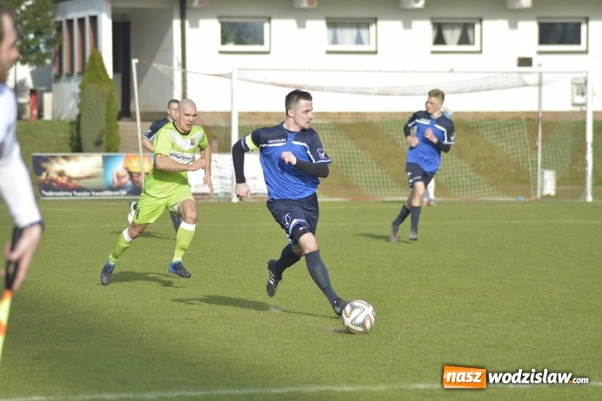 Zdjęcie w galerii na portalu naszwodzislaw.com: Podział punktów w derbowym meczu przy Bogumińskiej wiadomości z regionu