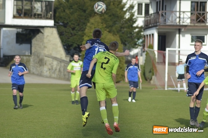Zdjęcie w galerii na portalu naszwodzislaw.com: Podział punktów w derbowym meczu przy Bogumińskiej wiadomości z regionu