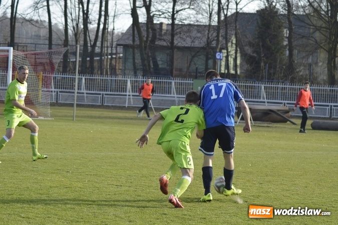 Zdjęcie w galerii na portalu naszwodzislaw.com: Podział punktów w derbowym meczu przy Bogumińskiej wiadomości z regionu