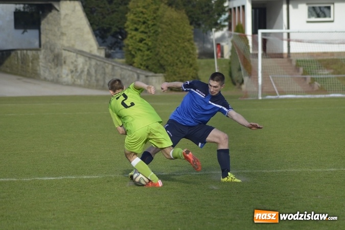 Zdjęcie w galerii na portalu naszwodzislaw.com: Podział punktów w derbowym meczu przy Bogumińskiej wiadomości z regionu