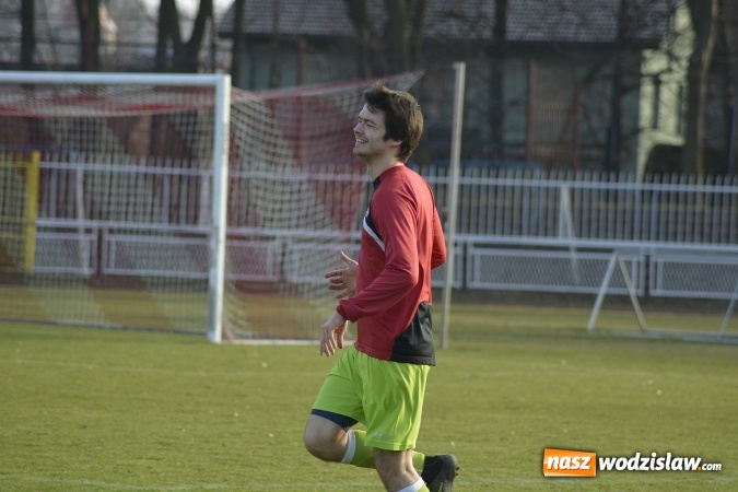 Zdjęcie w galerii na portalu naszwodzislaw.com: Podział punktów w derbowym meczu przy Bogumińskiej wiadomości z regionu