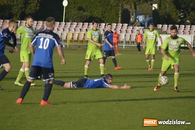 Zdjęcie w galerii na portalu naszwodzislaw.com: Podział punktów w derbowym meczu przy Bogumińskiej wiadomości z regionu