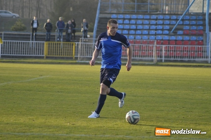 Zdjęcie w galerii na portalu naszwodzislaw.com: Podział punktów w derbowym meczu przy Bogumińskiej wiadomości z regionu