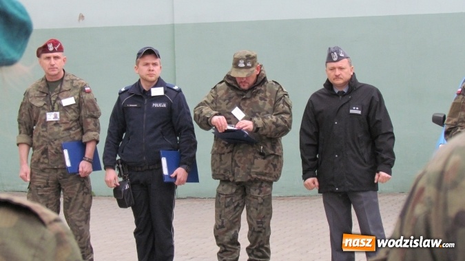 Zdjęcie w galerii na portalu naszwodzislaw.com: I Przegląd Musztry Klas Mundurowych w Rybniku z udziałem uczni&oacute;w z Rydułt&oacute;w i Gogołowej wiadomości z regionu