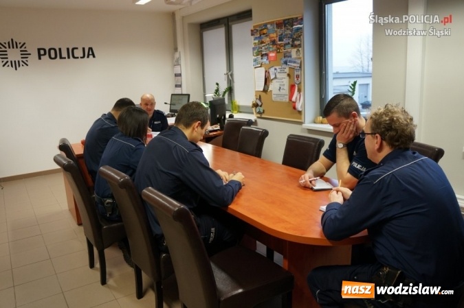 Zdjęcie w galerii na portalu naszwodzislaw.com: Dzielnicowi - jak wygląda ich codzienna służba? wiadomości z regionu