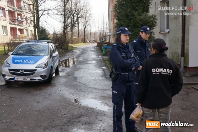 Zdjęcie w galerii na portalu naszwodzislaw.com: Dzielnicowi - jak wygląda ich codzienna służba? wiadomości z regionu