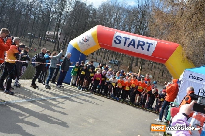 Zdjęcie w galerii na portalu naszwodzislaw.com: Błękitna Wstęga Balatonu. Wystartowało ponad 200 uczestników wiadomości z regionu