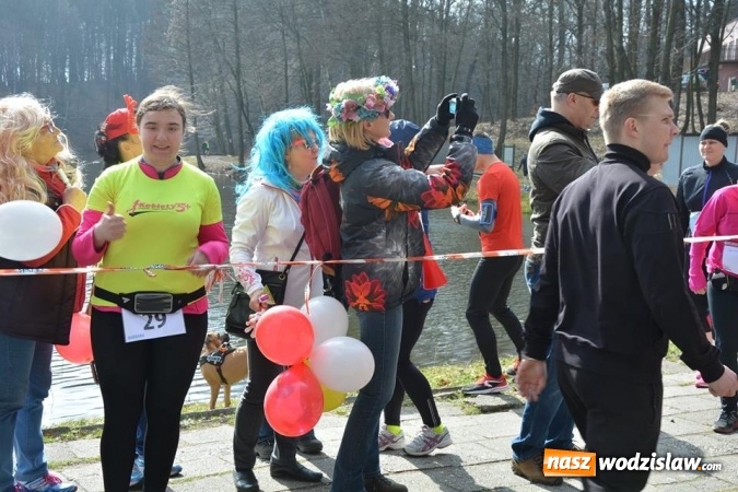 Zdjęcie w galerii na portalu naszwodzislaw.com: Błękitna Wstęga Balatonu. Wystartowało ponad 200 uczestników wiadomości z regionu