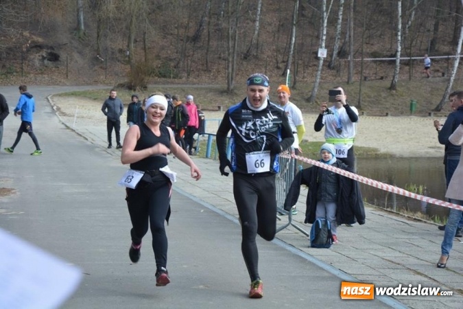 Zdjęcie w galerii na portalu naszwodzislaw.com: Błękitna Wstęga Balatonu. Wystartowało ponad 200 uczestników wiadomości z regionu