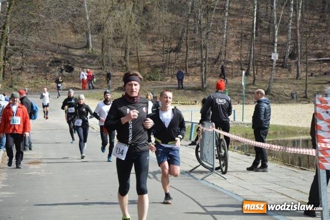 Zdjęcie w galerii na portalu naszwodzislaw.com: Błękitna Wstęga Balatonu. Wystartowało ponad 200 uczestników wiadomości z regionu