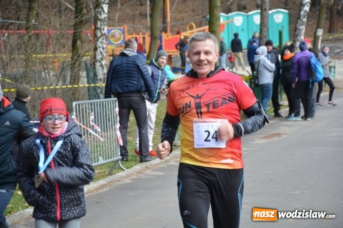 Zdjęcie w galerii na portalu naszwodzislaw.com: Błękitna Wstęga Balatonu. Wystartowało ponad 200 uczestników wiadomości z regionu