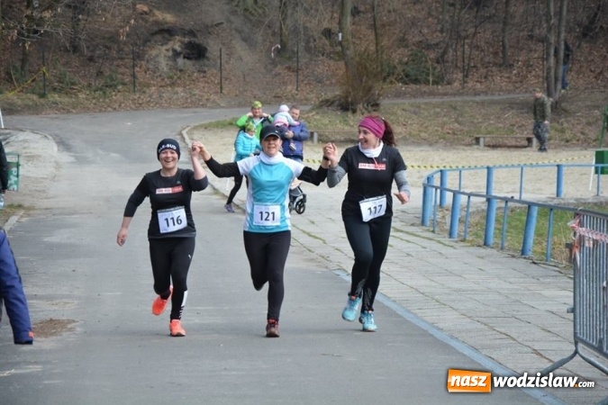 Zdjęcie w galerii na portalu naszwodzislaw.com: Błękitna Wstęga Balatonu. Wystartowało ponad 200 uczestników wiadomości z regionu