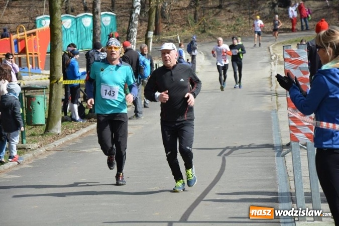 Zdjęcie w galerii na portalu naszwodzislaw.com: Błękitna Wstęga Balatonu. Wystartowało ponad 200 uczestników wiadomości z regionu