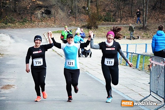 Zdjęcie w galerii na portalu naszwodzislaw.com: Błękitna Wstęga Balatonu. Wystartowało ponad 200 uczestników wiadomości z regionu