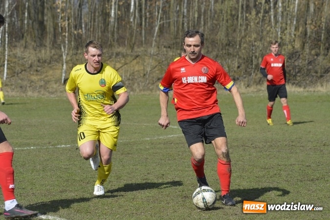 Zdjęcie w galerii na portalu naszwodzislaw.com: B klasa: Grad goli w Czyżowicach wiadomości z regionu