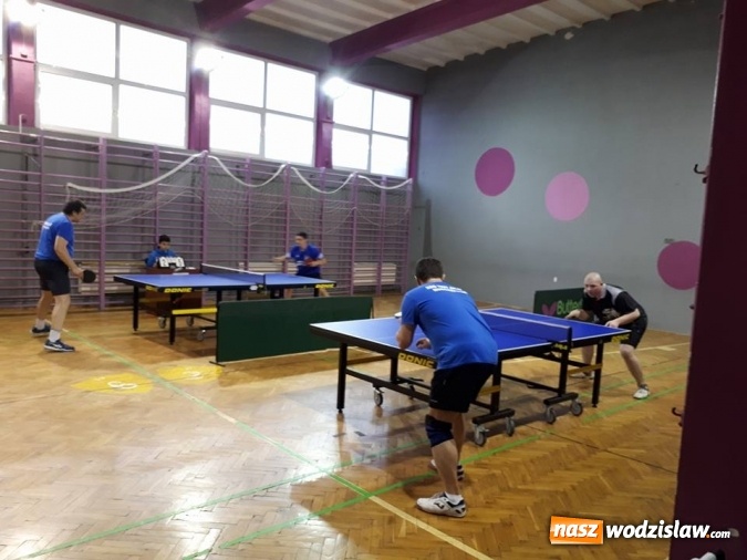 Zdjęcie w galerii na portalu naszwodzislaw.com: Tenisiści stołowi TKKF Relaks wygrali z UGKS Sokół Zebrzydowice wiadomości z regionu