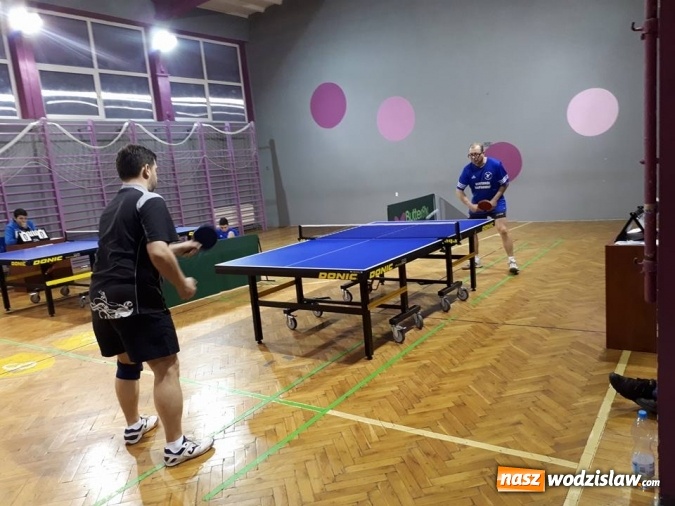 Zdjęcie w galerii na portalu naszwodzislaw.com: Tenisiści stołowi TKKF Relaks wygrali z UGKS Sokół Zebrzydowice wiadomości z regionu