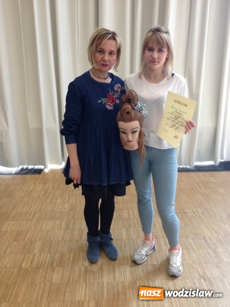 Zdjęcie w galerii na portalu naszwodzislaw.com: Uczennica ZSP w Pszowie na podium konkursu fryzjerskiego wiadomości z regionu