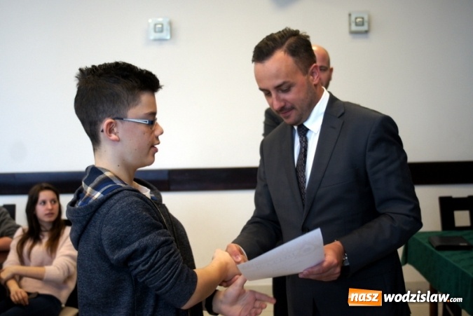 Zdjęcie w galerii na portalu naszwodzislaw.com: Znamy już laureatów Gminnego Turnieju Wiedzy Pożarniczej wiadomości z regionu
