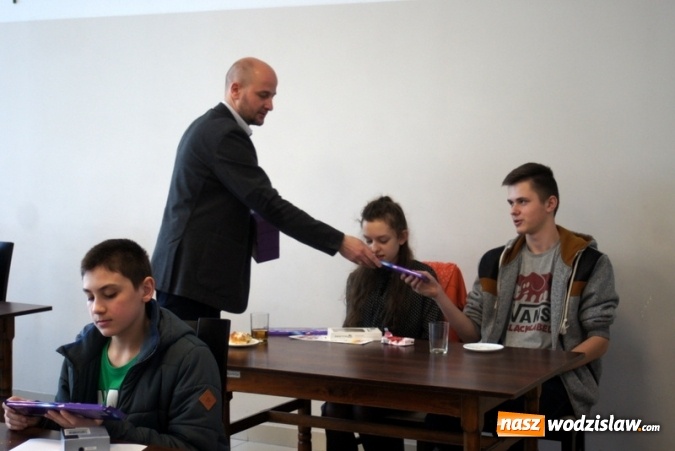 Zdjęcie w galerii na portalu naszwodzislaw.com: Znamy już laureatów Gminnego Turnieju Wiedzy Pożarniczej wiadomości z regionu