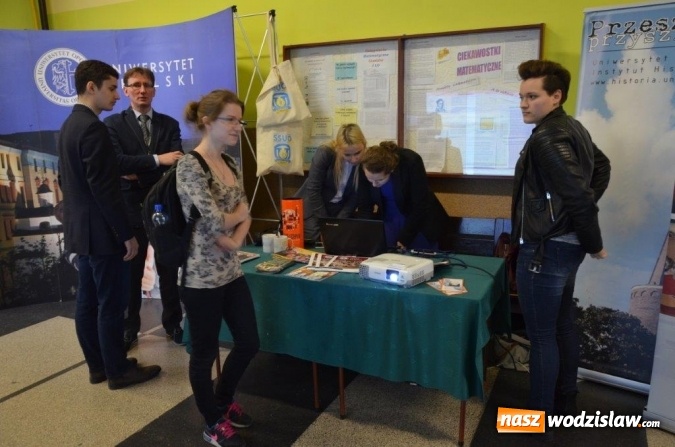 Zdjęcie w galerii na portalu naszwodzislaw.com: Festiwal wiedzy w I LO w Wodzisławiu Śląskim wiadomości z regionu