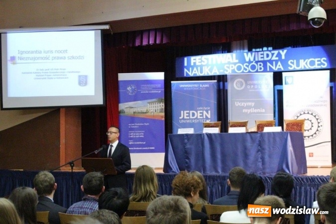 Zdjęcie w galerii na portalu naszwodzislaw.com: Festiwal wiedzy w I LO w Wodzisławiu Śląskim wiadomości z regionu